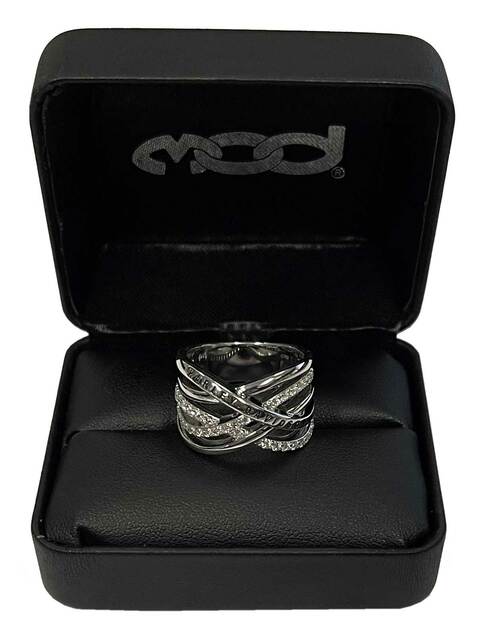 HARLEY DAVIDSON® WOMEN’S TWISTED BLING H-D TAPPERED BAND RING- STERLING STEEL